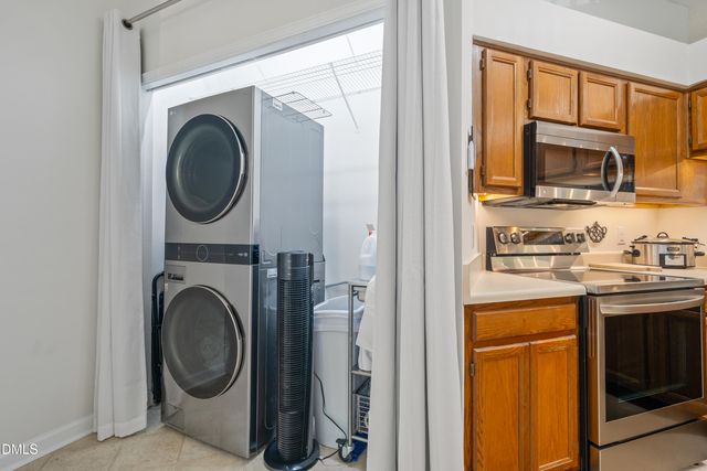 100 Riverwalk Circle, Cary, NC 27511