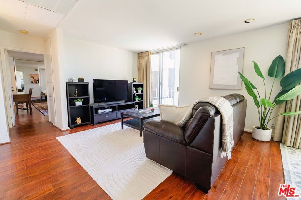100 S Doheny Drive 711, Los Angeles, CA 90048 — photo 5