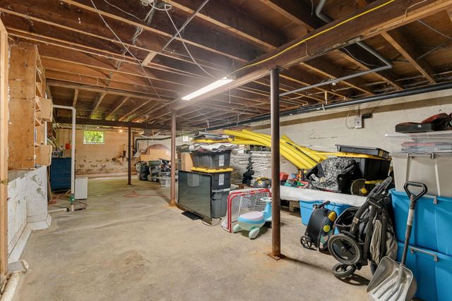 1450 Hinesburg Road, South Burlington, VT 05403