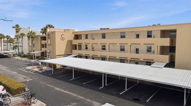 7465 BAY ISLAND DRIVE S 112, South Pasadena, FL 33707