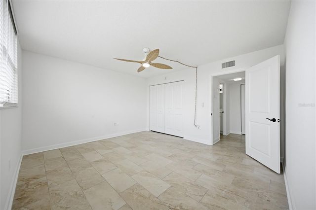 7465 BAY ISLAND DRIVE S 112, South Pasadena, FL 33707