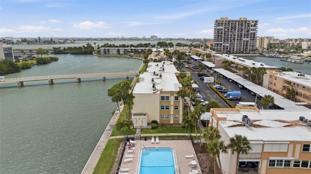 7465 BAY ISLAND DRIVE S 112, South Pasadena, FL 33707