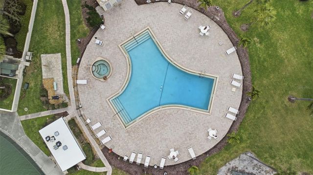 7465 BAY ISLAND DRIVE S 112, South Pasadena, FL 33707