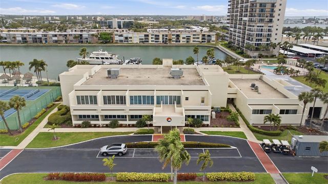 7465 BAY ISLAND DRIVE S 112, South Pasadena, FL 33707