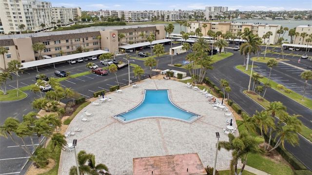 7465 BAY ISLAND DRIVE S 112, South Pasadena, FL 33707