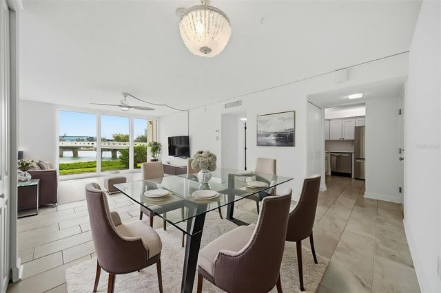 7465 BAY ISLAND DRIVE S 112, South Pasadena, FL 33707