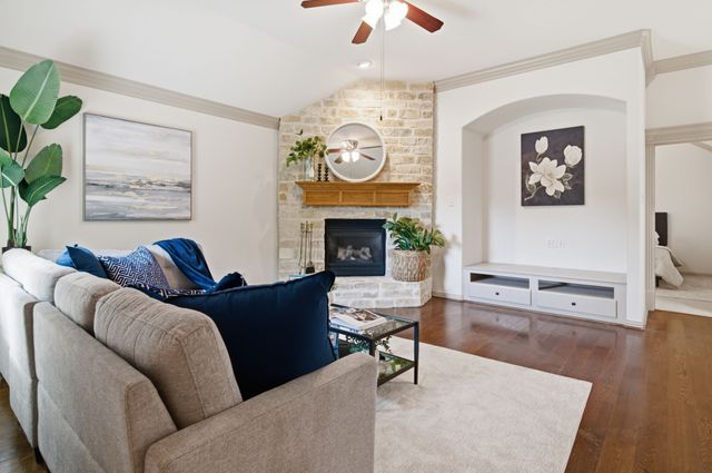 8332 Valley Oaks Drive, North Richland Hills, TX 76182