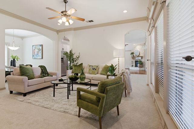 8332 Valley Oaks Drive, North Richland Hills, TX 76182