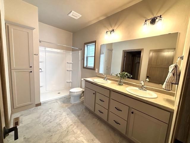 2652 LAWRENCE LANE, Neenah, WI 54956