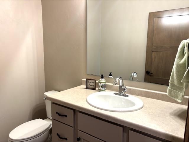 2652 LAWRENCE LANE, Neenah, WI 54956
