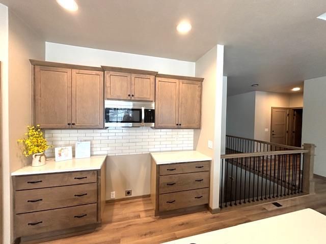 2652 LAWRENCE LANE, Neenah, WI 54956