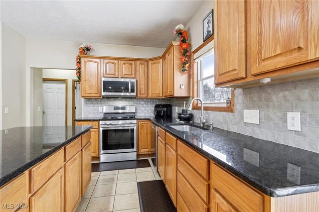 8019 Washington Avenue, North Royalton, OH 44133