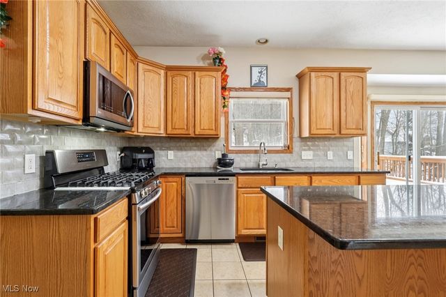 8019 Washington Avenue, North Royalton, OH 44133