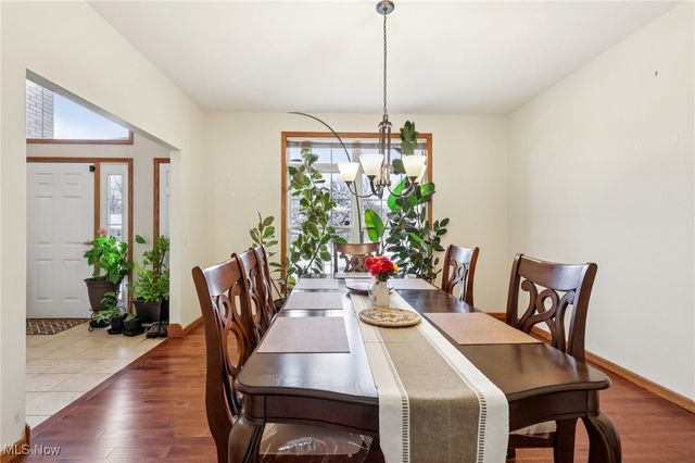 8019 Washington Avenue, North Royalton, OH 44133