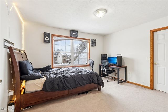 8019 Washington Avenue, North Royalton, OH 44133