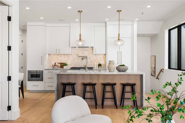 303 .5 Fernleaf, Corona Del Mar, CA 92625