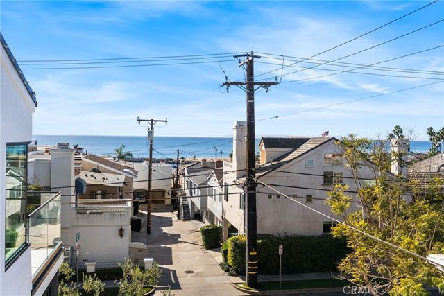 303 .5 Fernleaf, Corona Del Mar, CA 92625