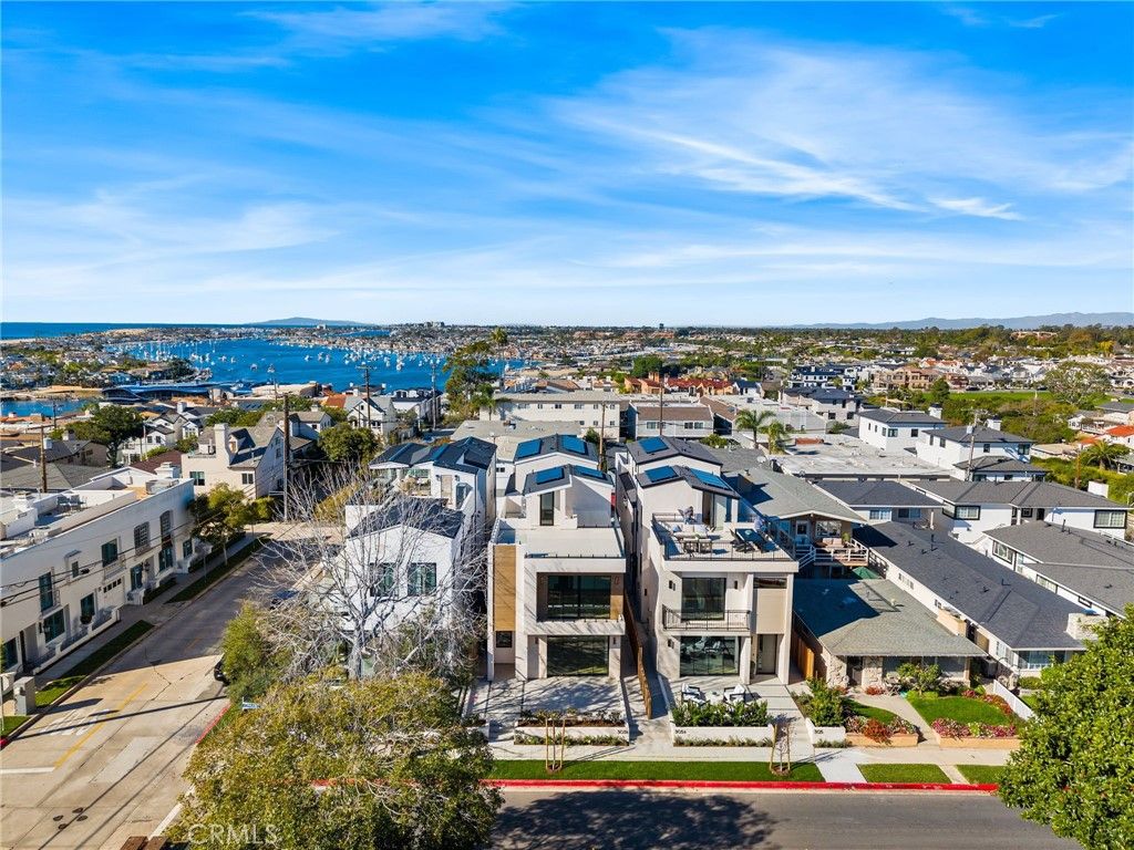 303 .5 Fernleaf, Corona Del Mar, CA 92625