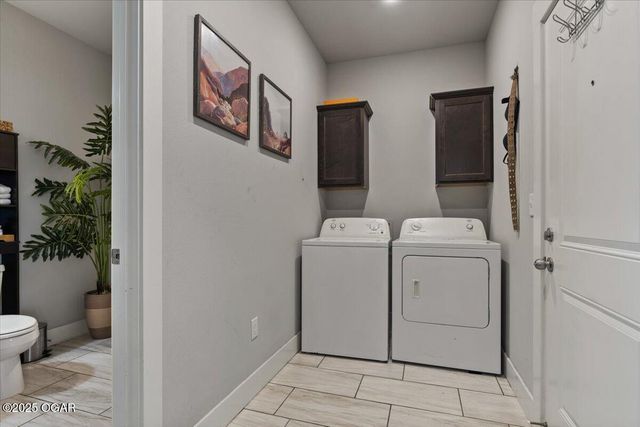 35 Francis Dr, Bella Vista, AR 72715
