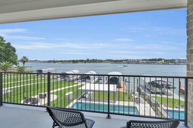 15117 Marina Drive, Conroe, TX 77356