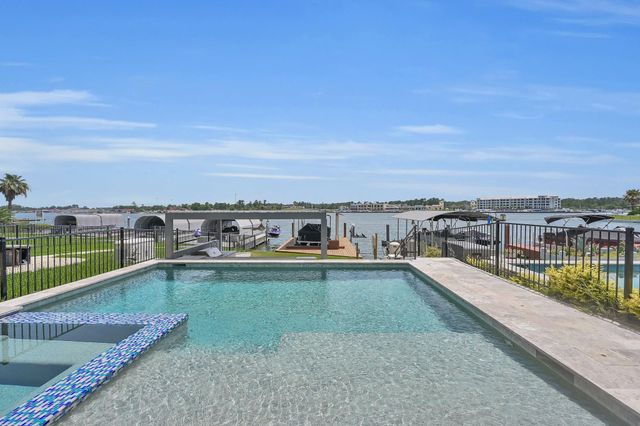 15117 Marina Drive, Conroe, TX 77356
