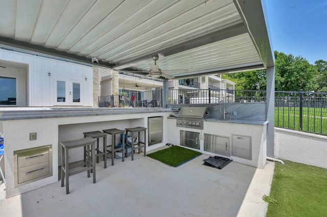 15117 Marina Drive, Conroe, TX 77356