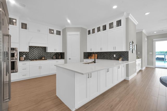 15117 Marina Drive, Conroe, TX 77356
