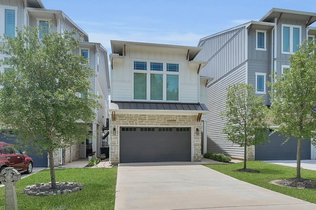 15117 Marina Drive, Conroe, TX 77356
