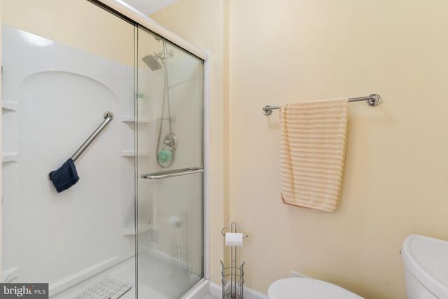 9 EATON CT, Jackson, NJ 08527