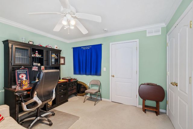 9 EATON CT, Jackson, NJ 08527