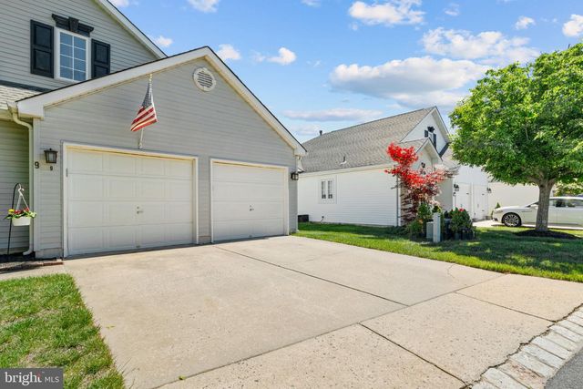 9 EATON CT, Jackson, NJ 08527