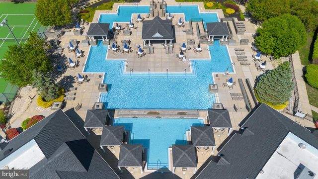 9 EATON CT, Jackson, NJ 08527