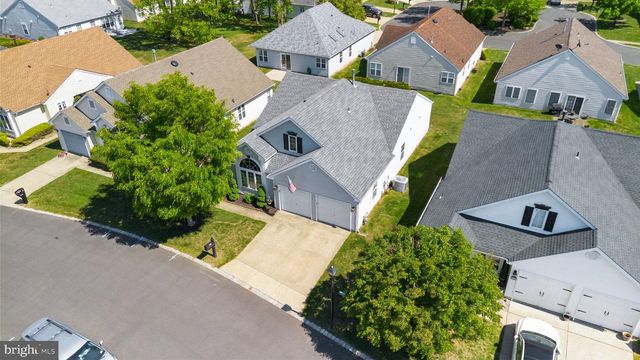 9 EATON CT, Jackson, NJ 08527