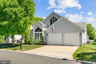9 EATON CT, Jackson, NJ 08527