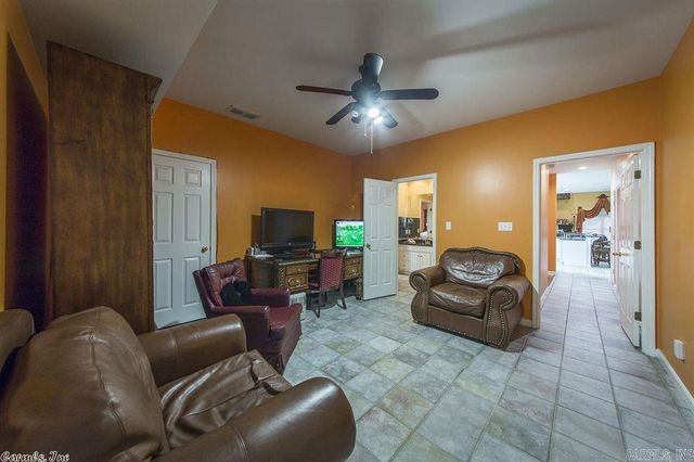 8697 Hwy 284, Forrest City, AR 72335