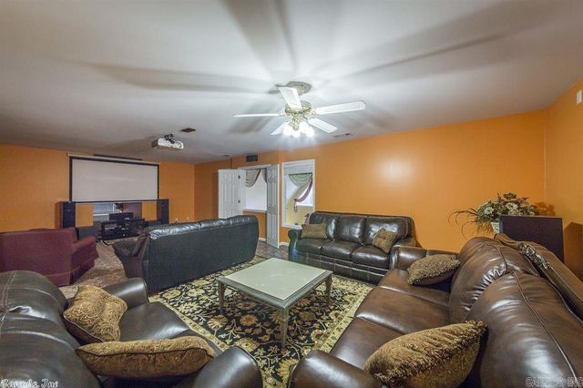 8697 Hwy 284, Forrest City, AR 72335