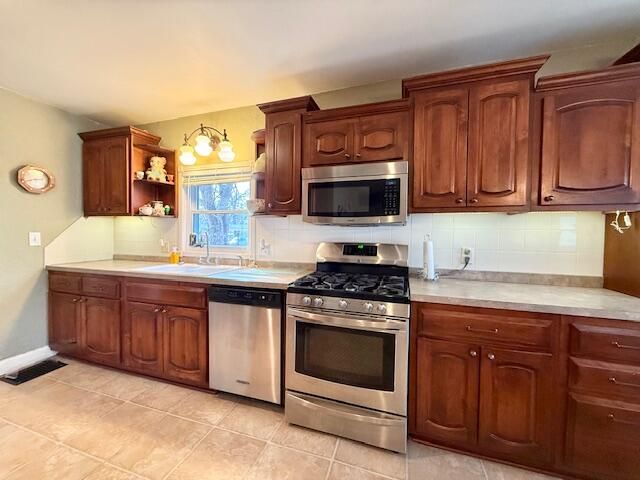 517 E Catalpa Street, Springfield, MO 65807