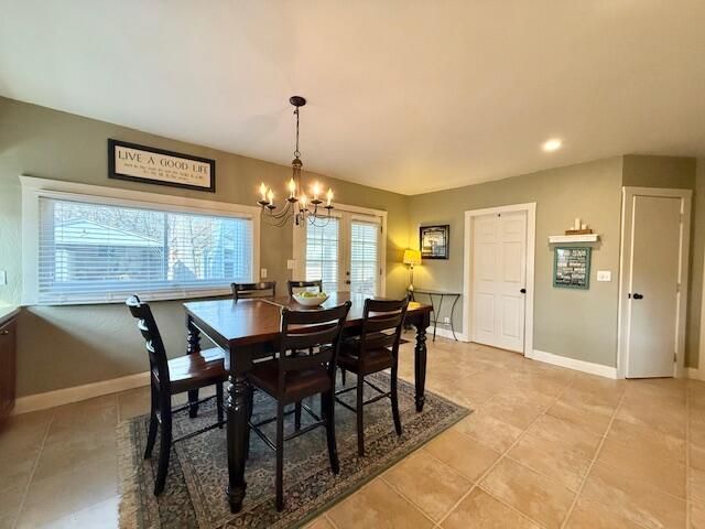 517 E Catalpa Street, Springfield, MO 65807