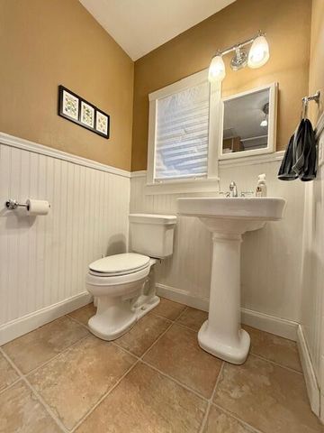 517 E Catalpa Street, Springfield, MO 65807