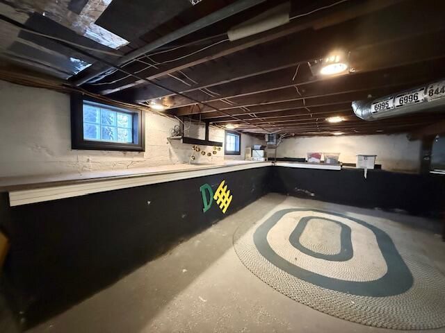 517 E Catalpa Street, Springfield, MO 65807