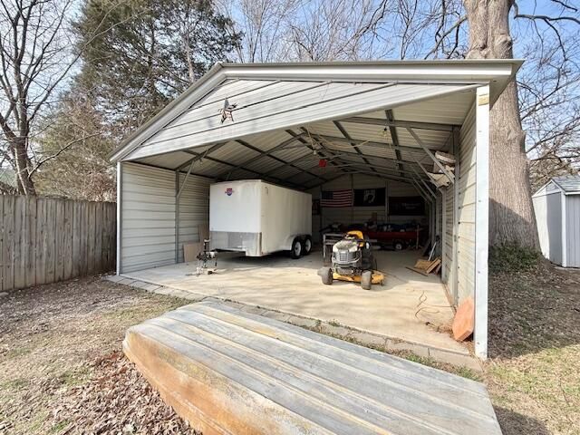 517 E Catalpa Street, Springfield, MO 65807