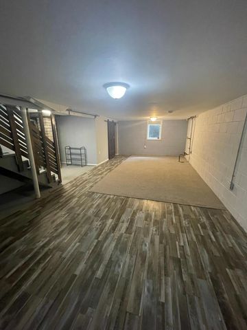 636 3rd Avenue S, South Saint Paul, MN 55075