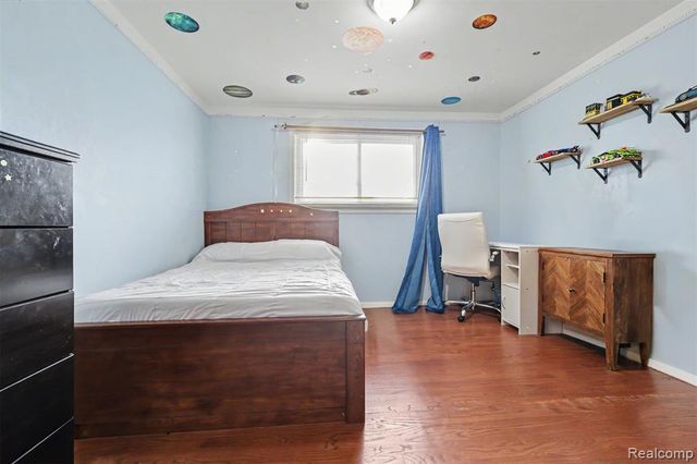 369 Norborne Avenue, Dearborn Heights, MI 48127