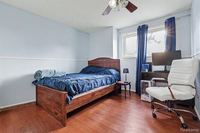 369 Norborne Avenue, Dearborn Heights, MI 48127