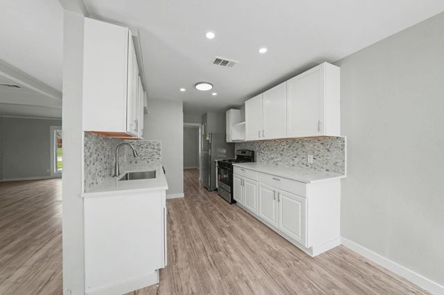 1120 Misty Glen Lane, Dallas, TX 75232