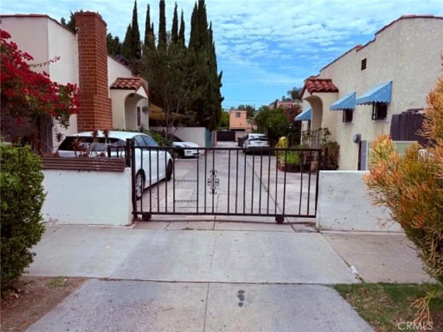 1911 Locust, Long Beach, CA 90806