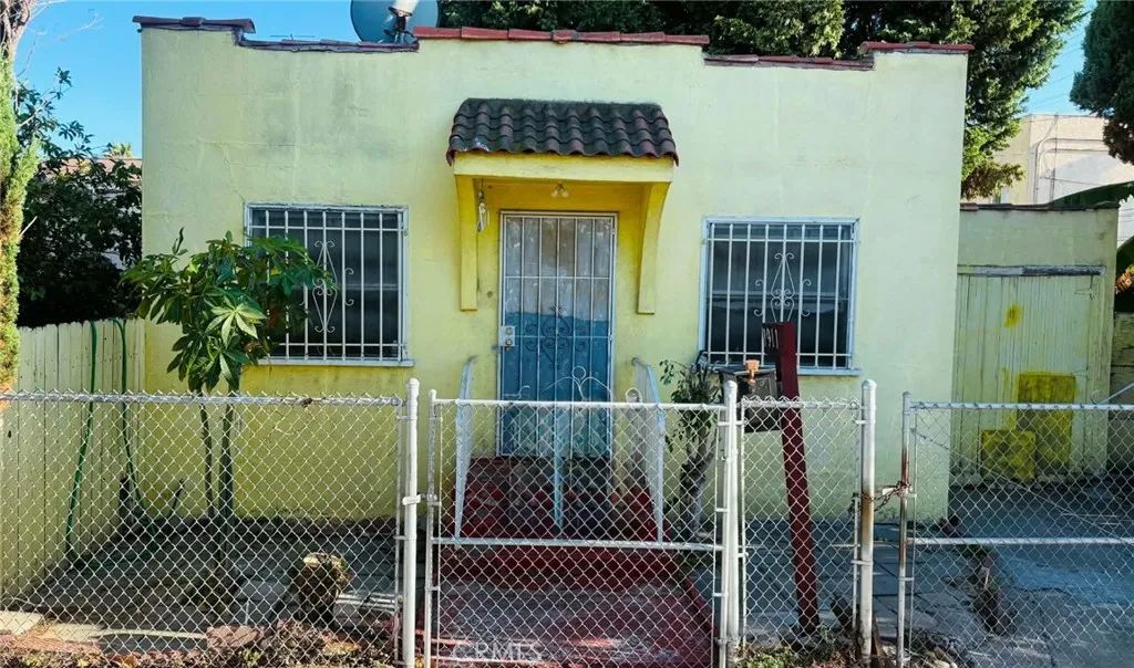 1911 Locust, Long Beach, CA 90806