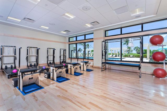 2001 SE Sailfish Point Boulevard 105, Stuart, FL 34996