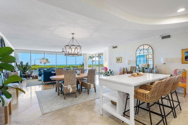 2001 SE Sailfish Point Boulevard 105, Stuart, FL 34996