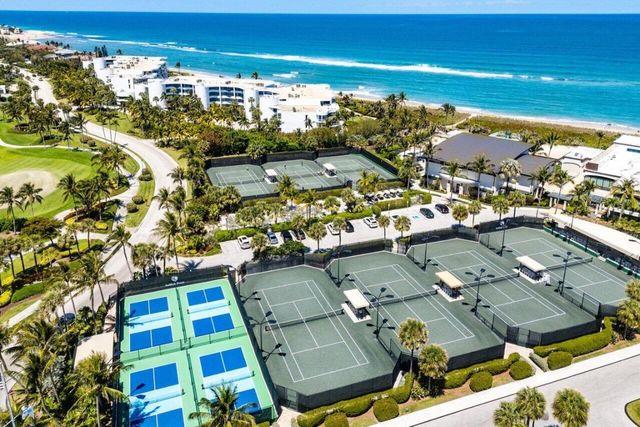 2001 SE Sailfish Point Boulevard 105, Stuart, FL 34996